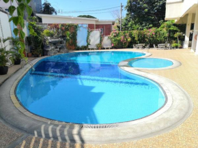 Near old city,Nimman,night Bazaar swimming pool apartment 25